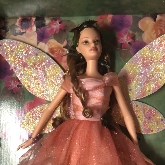⭐️Host Pick⭐️ - Fairy of the Garden Barbie - Picture 2 of 16